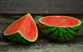 娱乐吃瓜音效怎么弄的