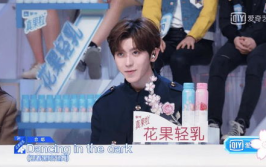 娱乐吃瓜酱第七天,揭秘娱乐圈幕后故事，带你领略明星真实生活