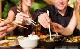 娱乐吃瓜菌作品,揭秘娱乐圈那些不为人知的幕后故事